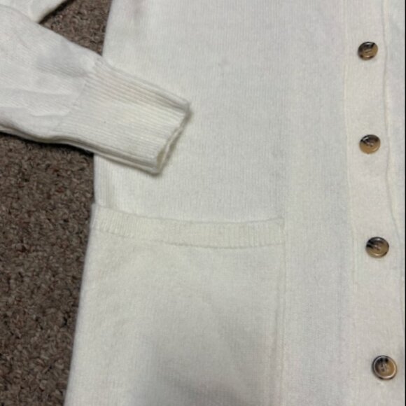 ANN TAYLOR WEEKEND COLLECTION WINTER WHITE BRUSHED LONG V NECK CARDIGAN SWEATER - Picture 6 of 7